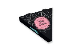 Триъгълна картонена кутия  BLACK PINK  дизайн за гофрети и палачинки  25*25*25*4 см - 190 бр - 10 кг