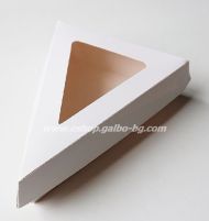 Картонена кутия триъгълна БЯЛА с прозорец,    155*130*45 мм  25 бр / (200 бр В ПРОМОЦИЯ)