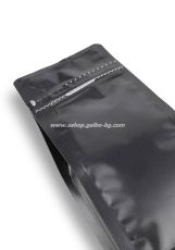 Черен мат плик тип кутия, с вентил и цип 125х80х275 мм 500 гр, 25 бр / 750 бр