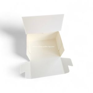 Картонена кутия за 1-2 парчета торта БЯЛА   14*10*7,5 см - 25 бр / 350 бр.